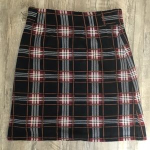 Plaid skirt size S polyester.